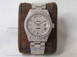 TW Replica Rolex Day Date Iced Out Baguette 904L Steel Case Oyster Band 41 MM 2836 Watch 